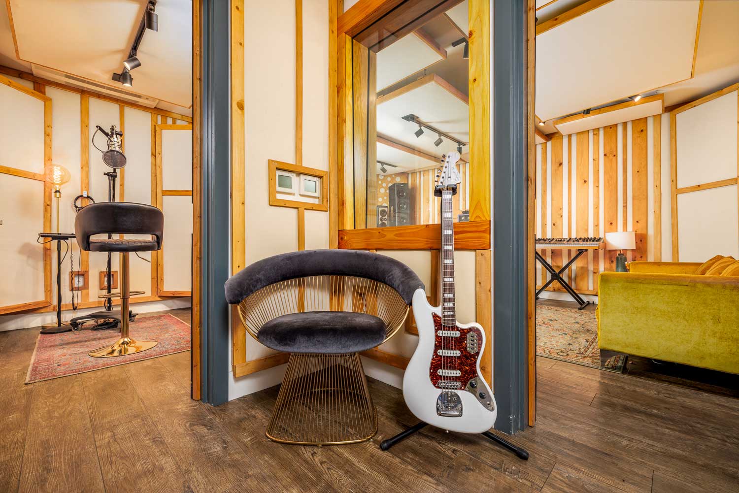 Gold-Diggers Studio 3