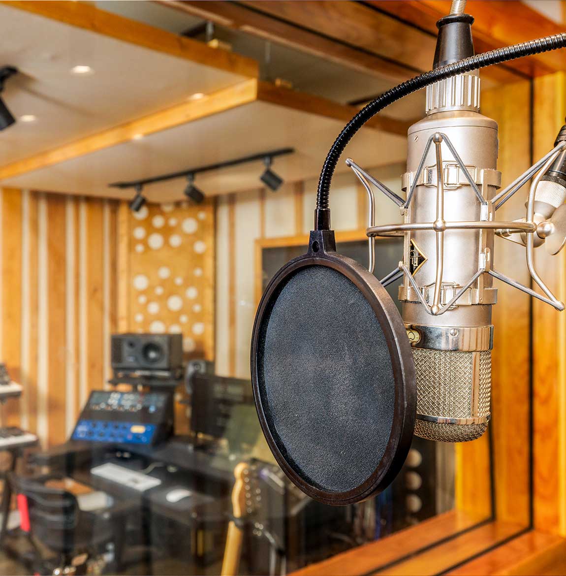 Gold-Diggers Studio 4